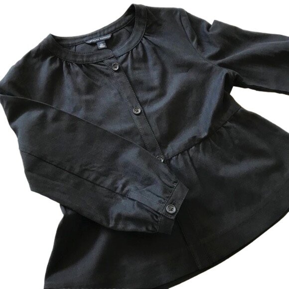 Banana Republic | Fitted Peplum Blazer in Black | XS - Picture 2 of 8